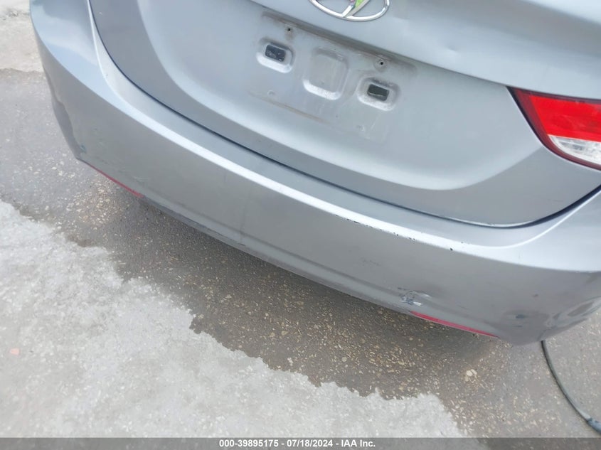 2012 Hyundai Elantra Gls (Ulsan Plant) VIN: KMHDH4AE5CU197767 Lot: 39895175