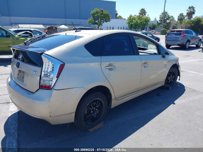 2011 Toyota Prius Two VIN: JTDKN3DU6B1386056 Lot: 39895225