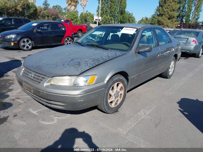 1998 Toyota Camry Xle V6 VIN: JT2BF28K7W0117343 Lot: 39895233