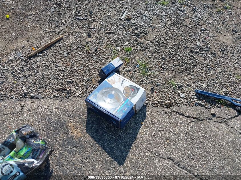 2002 Hyundai Elantra Gls/Gt VIN: KMHDN45D92U285536 Lot: 39895350