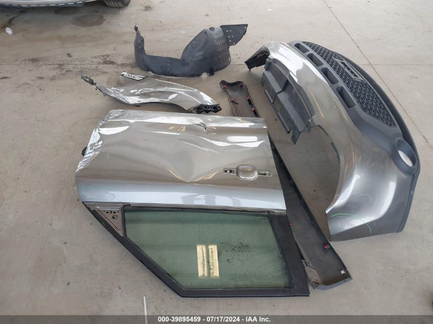 2015 Kia Soul + VIN: KNDJP3A52F7176950 Lot: 39895459