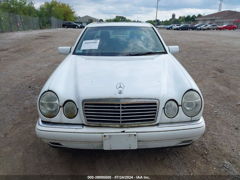 WDBJF82H6XX015980 1999 Mercedes-Benz E 320 Awd