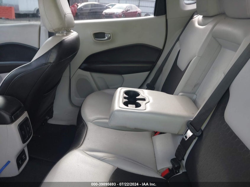 2019 JEEP COMPASS LATITUDE - 3C4NJCBB6KT616472