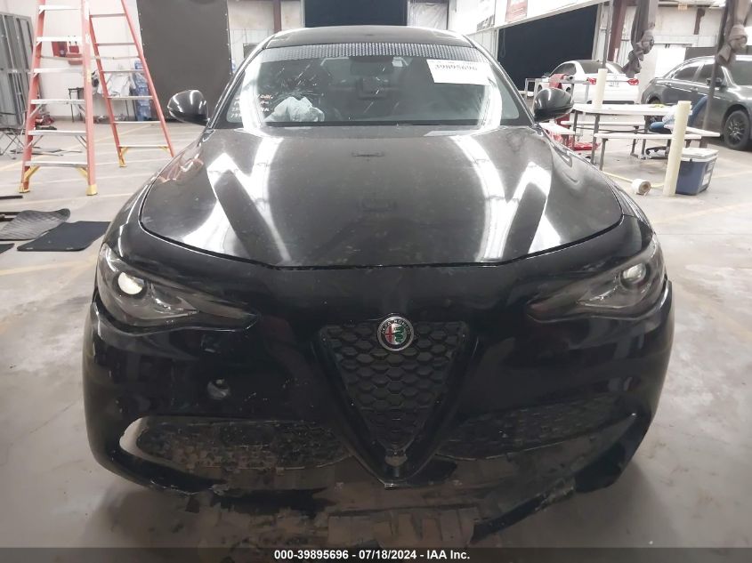 2017 Alfa Romeo Giulia VIN: ZARFAEBN2H7537958 Lot: 39895696