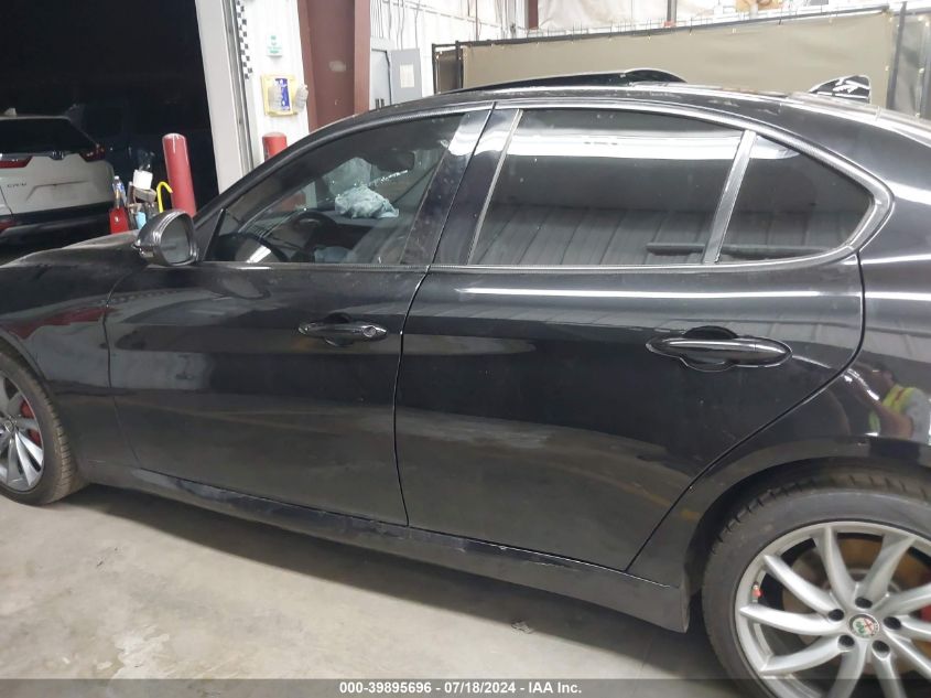 2017 Alfa Romeo Giulia VIN: ZARFAEBN2H7537958 Lot: 39895696