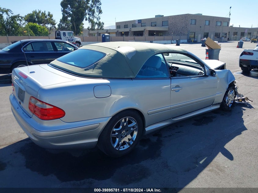 2000 Mercedes-Benz Clk 430 VIN: WDBLK70G1YT051268 Lot: 39895781