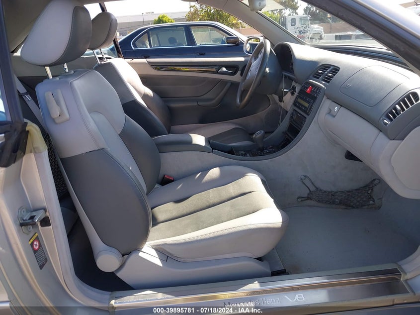 2000 Mercedes-Benz Clk 430 VIN: WDBLK70G1YT051268 Lot: 39895781