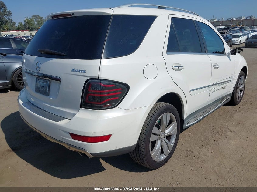 2011 Mercedes-Benz Ml 350 4Matic VIN: 4JGBB8GB8BA658733 Lot: 39895806