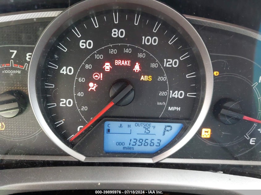 2015 TOYOTA RAV4 XLE - 2T3RFREV3FW365517