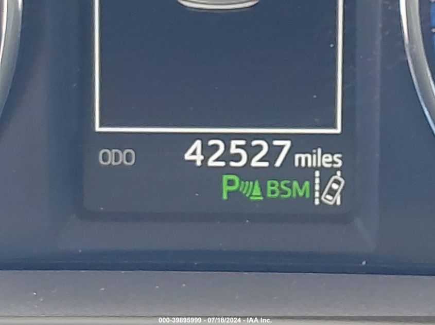 2016 Toyota Rav4 Limited VIN: JTMYFREV7GJ082761 Lot: 39895999