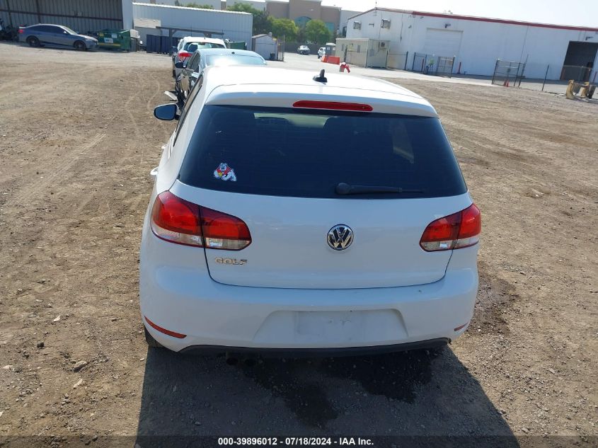 2014 Volkswagen Golf 2.5L VIN: WVWDB7AJ5EW001256 Lot: 39896012