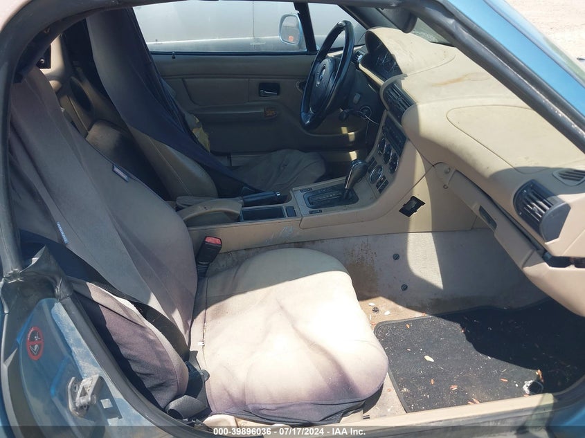 2000 BMW Z3 2.3 VIN: WBACH9344YLG05769 Lot: 39896036