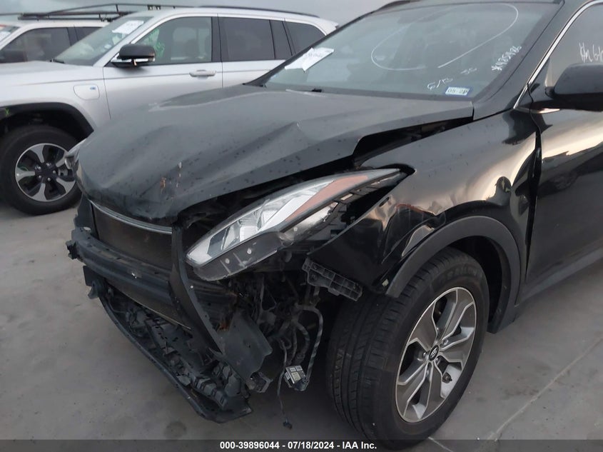 2016 Hyundai Santa Fe Se VIN: KM8SM4HF1GU158911 Lot: 39896044