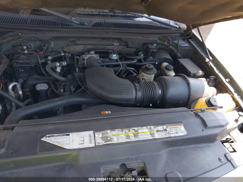 2001 Ford Expedition Eddie Bauer VIN: 1FMPU18L41LA13028 Lot: 39896112