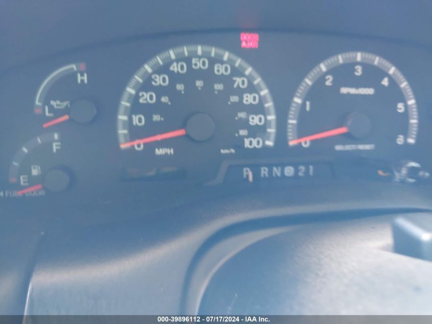 2001 Ford Expedition Eddie Bauer VIN: 1FMPU18L41LA13028 Lot: 39896112