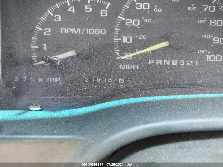 1999 GMC Suburban 1500 Sl VIN: 1GKFK16R7XJ811626 Lot: 39896977