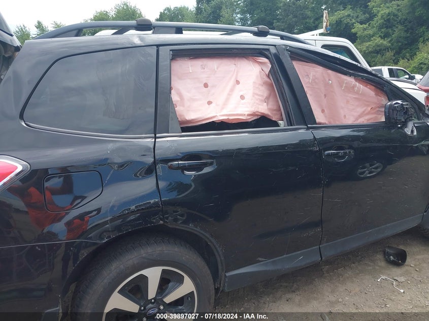 2018 Subaru Forester 2.5I Premium VIN: JF2SJAEC6JG598085 Lot: 39897027