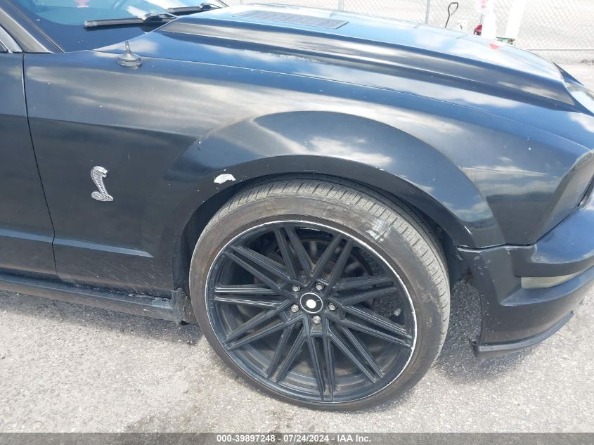 2007 Ford Mustang Gt Deluxe/Gt Premium VIN: 1ZVFT82H475282916 Lot: 39897248