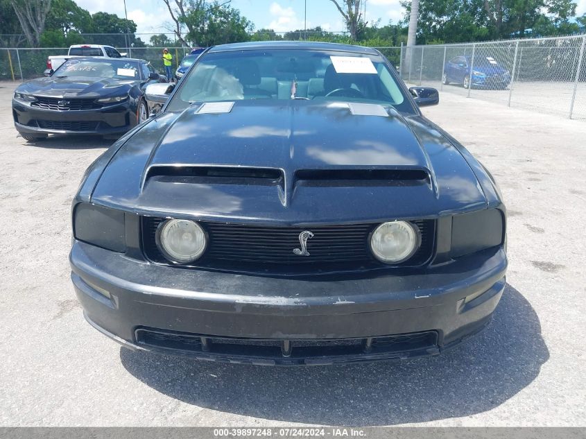 2007 Ford Mustang Gt Deluxe/Gt Premium VIN: 1ZVFT82H475282916 Lot: 39897248