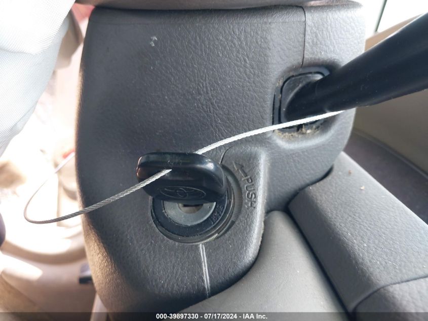 2005 Toyota Camry Xle V6 VIN: 4T1BF30K85U087717 Lot: 39897330