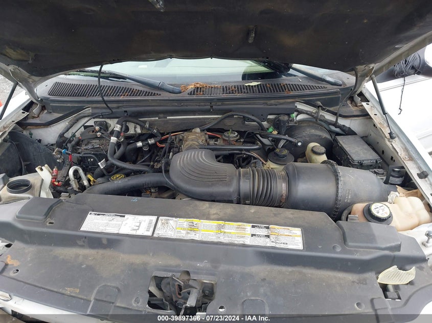 2002 Ford Expedition Eddie Bauer VIN: 1FMRU17L52LA42811 Lot: 39897366