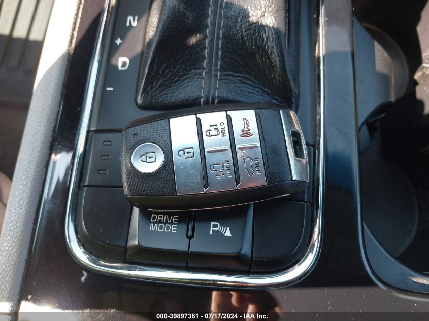 2018 Kia Sedona Ex VIN: KNDMC5C13J6424037 Lot: 39897381