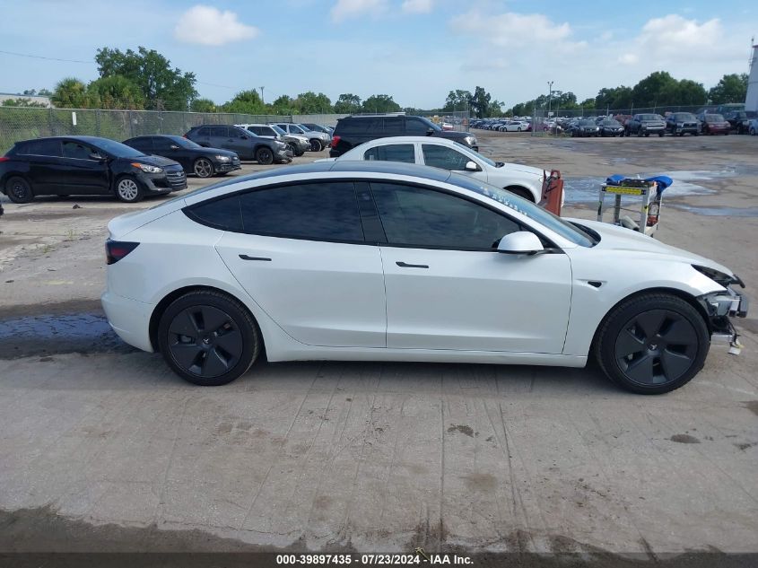 2022 Tesla Model 3 Long Range Dual Motor All-Wheel Drive VIN: 5YJ3E1EBXNF182927 Lot: 39897435