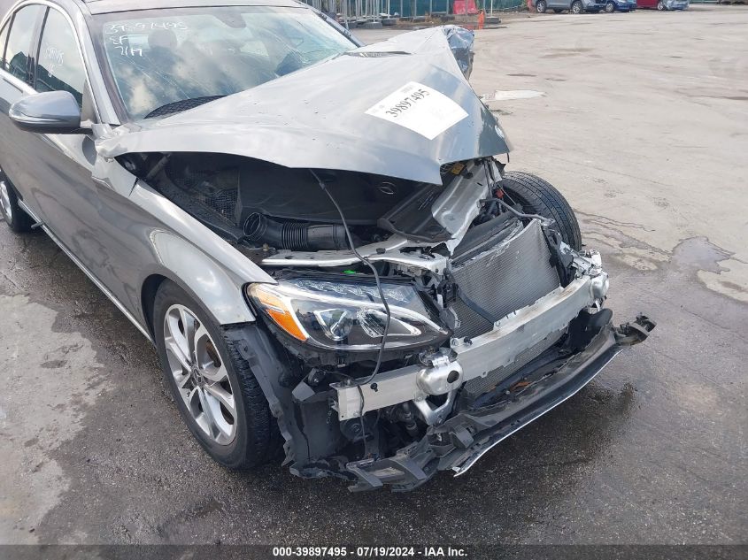 2017 Mercedes-Benz C 300 4Matic/Luxury 4Matic/Sport 4Matic VIN: 55SWF4KB8HU220058 Lot: 39897495