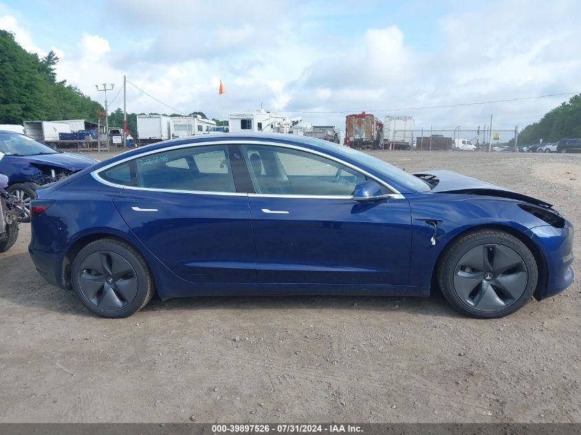 2018 Tesla Model 3 Long Range/Performance VIN: 5YJ3E1EBXJF091862 Lot: 39897526