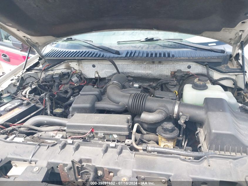 2008 Ford Expedition Xlt VIN: 1FMFU16558LA86628 Lot: 39897852