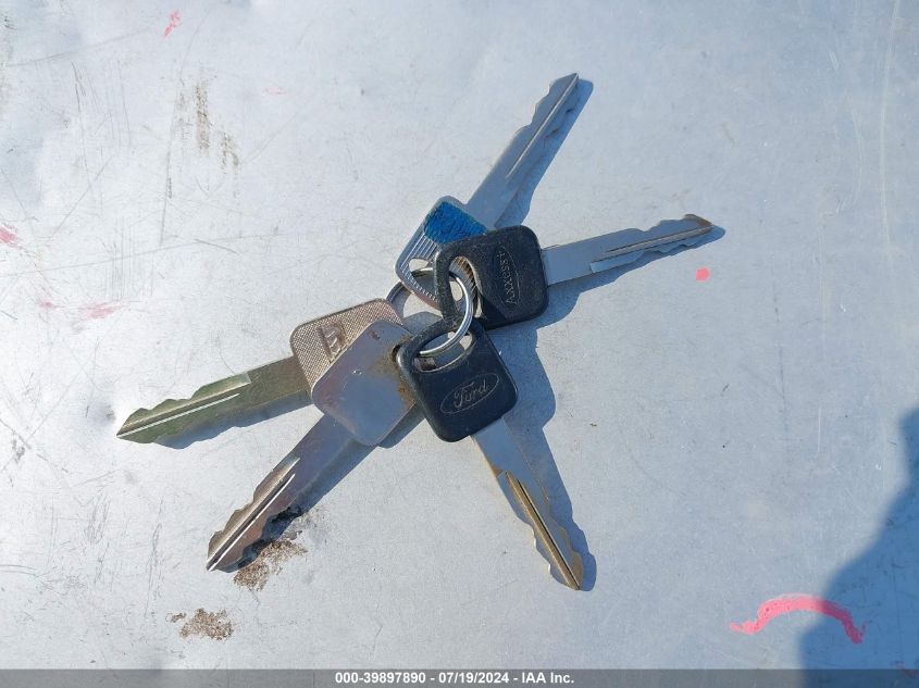 1996 Ford Taurus Gl VIN: 1FALP52U1TA187193 Lot: 39897890