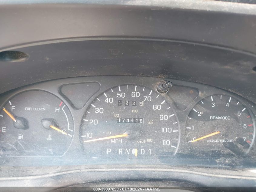 1996 Ford Taurus Gl VIN: 1FALP52U1TA187193 Lot: 39897890