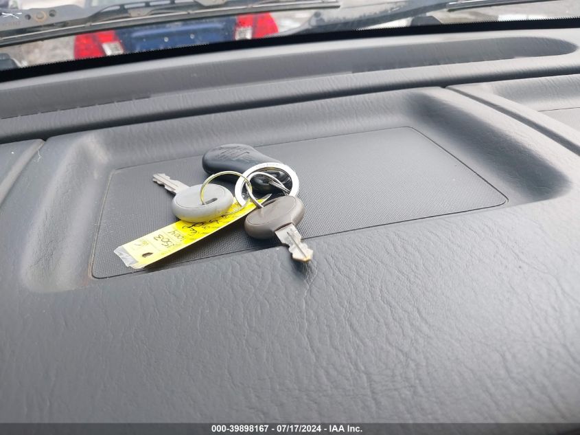 2004 Jeep Grand Cherokee Laredo VIN: 1J4GW48SX4C162503 Lot: 39898167