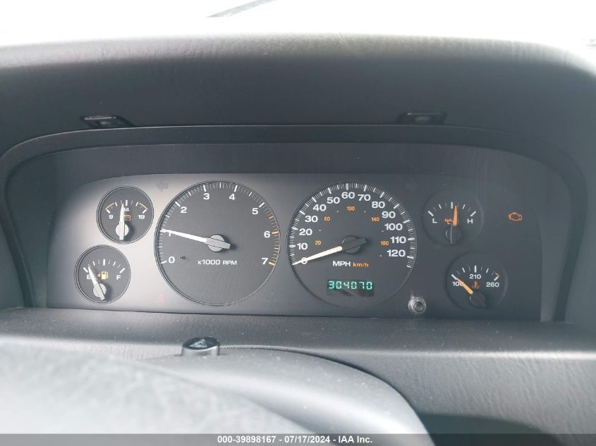 2004 Jeep Grand Cherokee Laredo VIN: 1J4GW48SX4C162503 Lot: 39898167