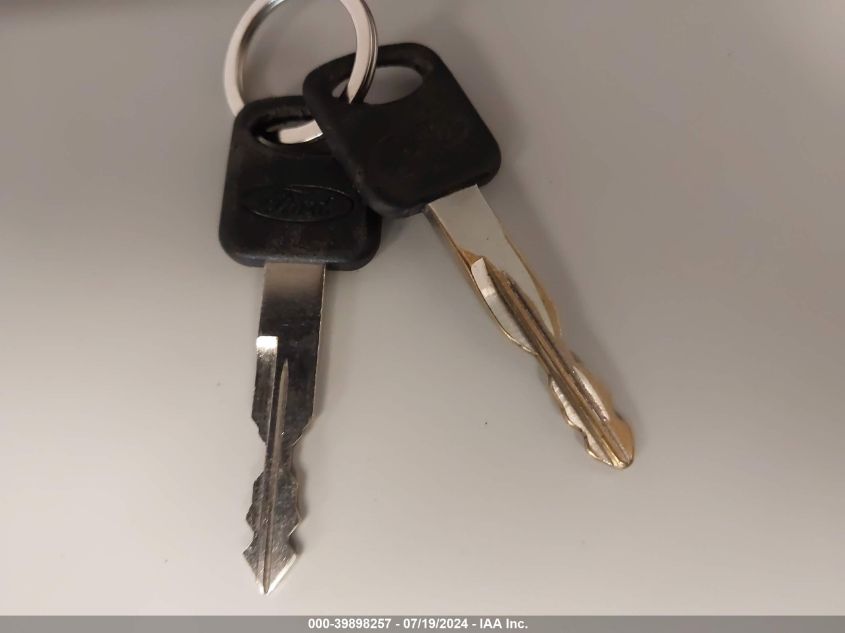 1999 Ford Ranger Xl/Xlt VIN: 1FTYR10C5XPB99587 Lot: 39898257