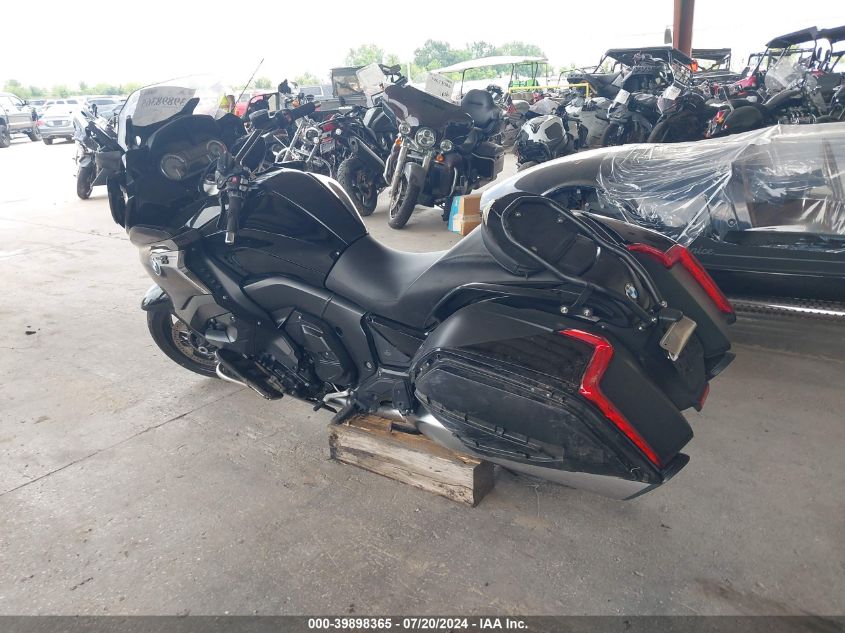 WB10F5307JZG17416 2018 BMW K1600 B