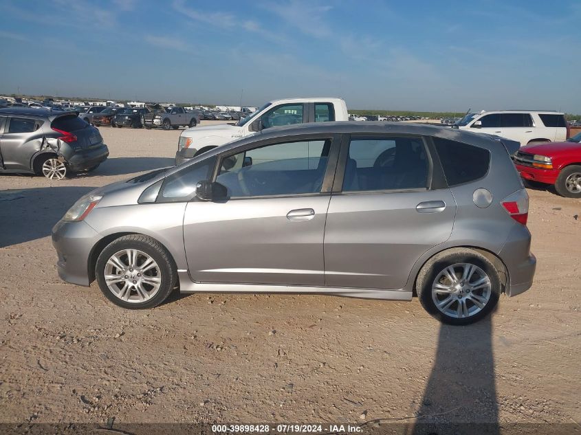 2009 Honda Fit Sport VIN: JHMGE88449C001233 Lot: 39898428