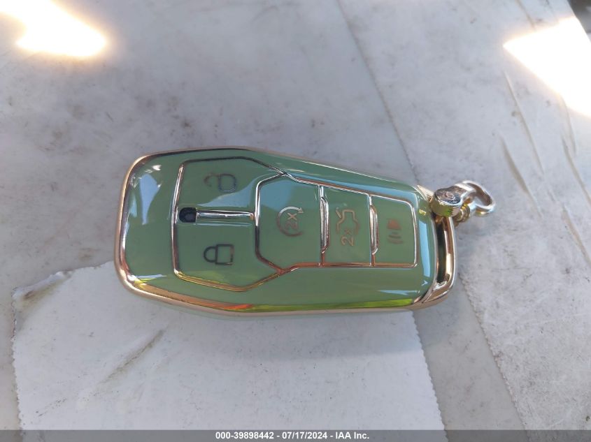 2015 Ford Fusion Energi Titanium VIN: 3FA6P0SU6FR284609 Lot: 39898442