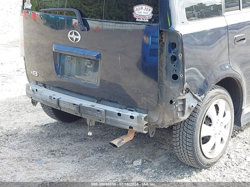 2005 Scion Xb VIN: JTLKT334750173686 Lot: 39898598