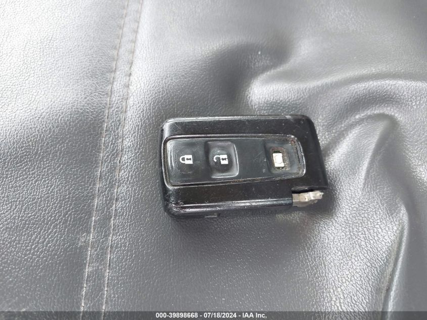 2004 Toyota Prius VIN: JTDKB20U640064079 Lot: 39898668