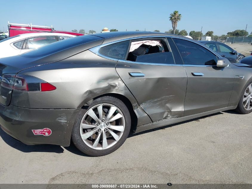 2016 Tesla Model S 60D/70D/75D/85D/90D VIN: 5YJSA1E22GF142805 Lot: 39898687