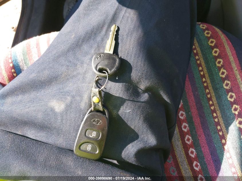 2011 Hyundai Accent Gls VIN: KMHCN4AC9BU602921 Lot: 39898690