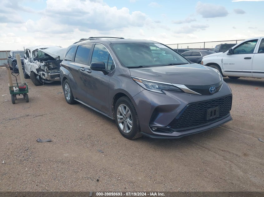 2022 TOYOTA SIENNA  (VIN: 5TDDSKFC4NS049232)