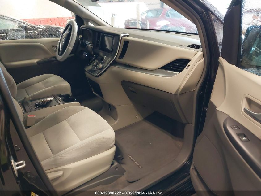 2016 Toyota Sienna Le VIN: 5TDKK3DC8GS75846 Lot: 39898722