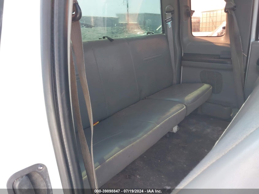 2005 Ford F-250 Lariat/Xl/Xlt VIN: 1FTSX205X5EB82795 Lot: 39898847