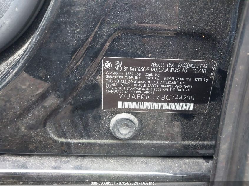 2011 BMW 528 I VIN: WBAFR1C56BC744200 Lot: 39898937