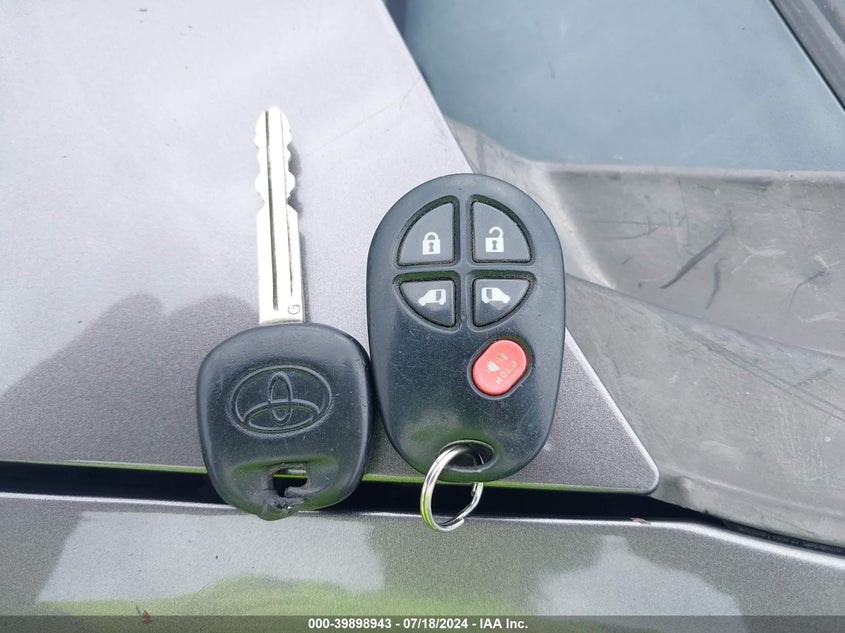 2012 Toyota Sienna Le V6 8 Passenger VIN: 5TDKK3DC7CS189997 Lot: 39898943