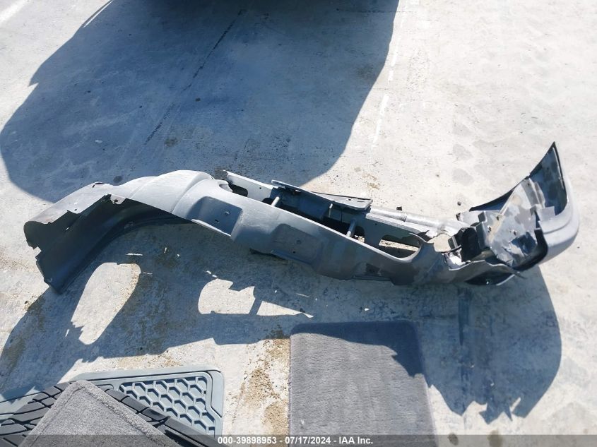 1999 Ford Explorer Eddie Bauer/Limited/Xlt VIN: 1FMZU34EXXZB52615 Lot: 39898953