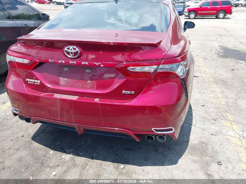 4T1B61HK1JU526033 2018 Toyota Camry Xse