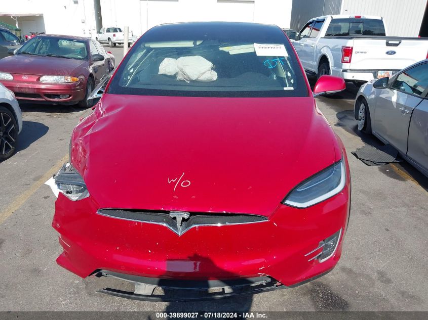 2017 Tesla Model X 100D/75D/90D VIN: 5YJXCDE2XHF076197 Lot: 39899027